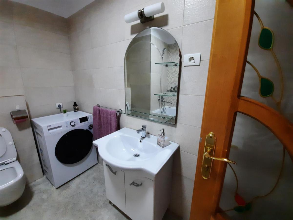 Jeni' S Apartament 콘스탄차 외부 사진